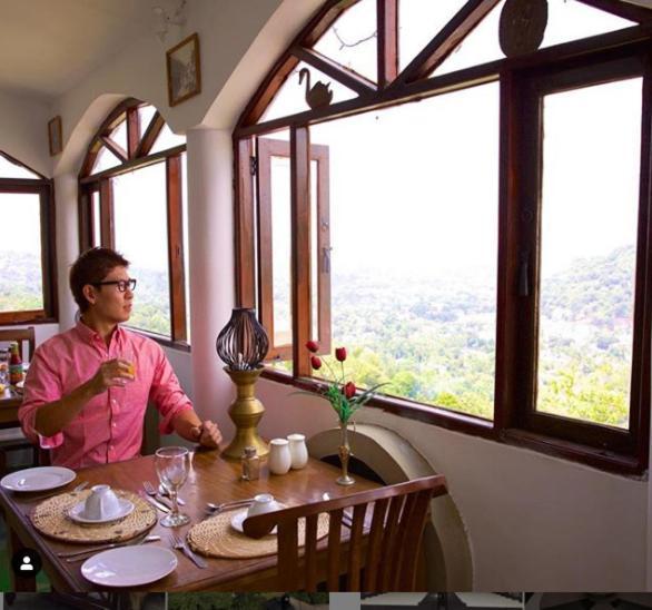 Ceylonbreezekandy Hotel Exterior photo